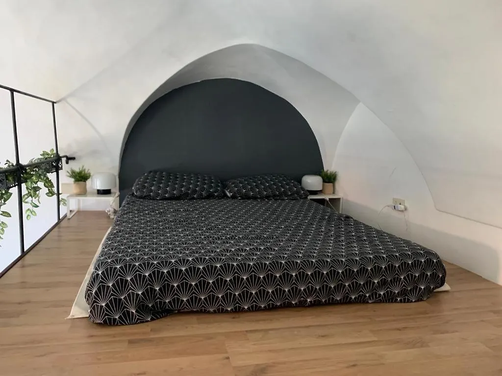 Studio Loft In The Center Sanremo For 3 People 0*,